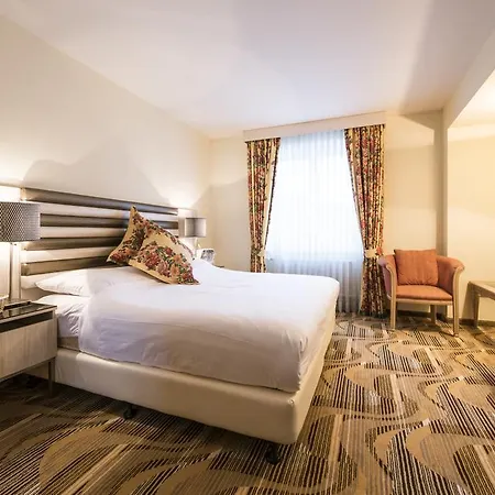 Posthotel Otel Arosa